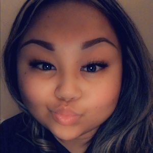 Meet your Posher, Lexis